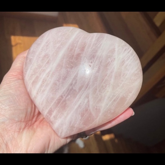 Rose Quartz Heart - Picture 3 of 6